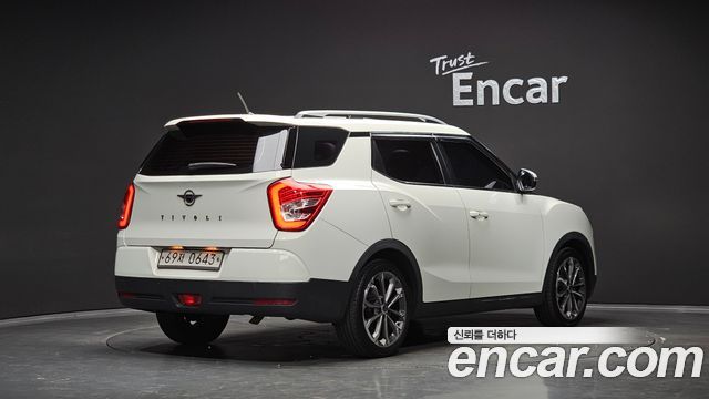 Ssangyong TIBOLI из Кореи Encar