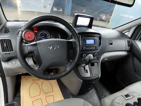 Hyundai Starex 3-Seater VAN Smart — пробег 200 260 км — фото 5 из 5