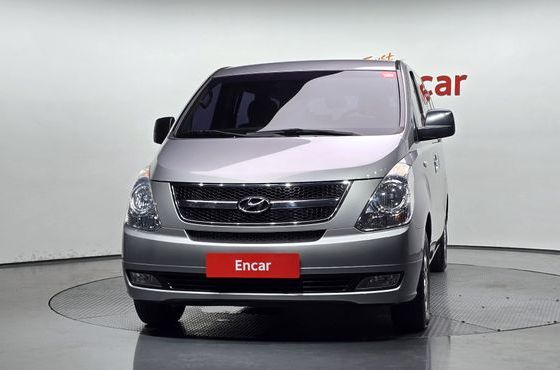 Hyundai Starex 12-Seater Wagon CVX Luxury — пробег 236 591 км — фото 3 из 5