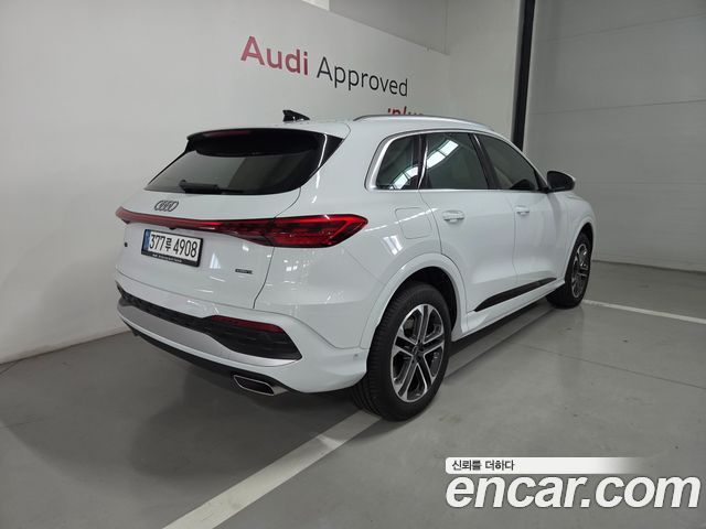 Audi Q5 40 TFSI Quiattro Advanced — пробег 1 200 км — фото 2 из 5