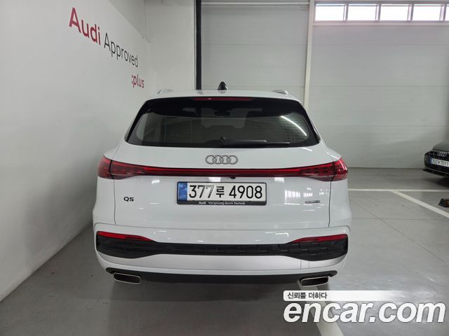 Audi Q5 40 TFSI Quiattro Advanced — пробег 1 200 км — фото 4 из 5
