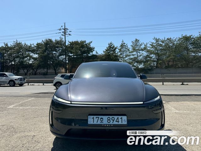 Tesla Model Y RWD — пробег 7 300 км — фото 2 из 5
