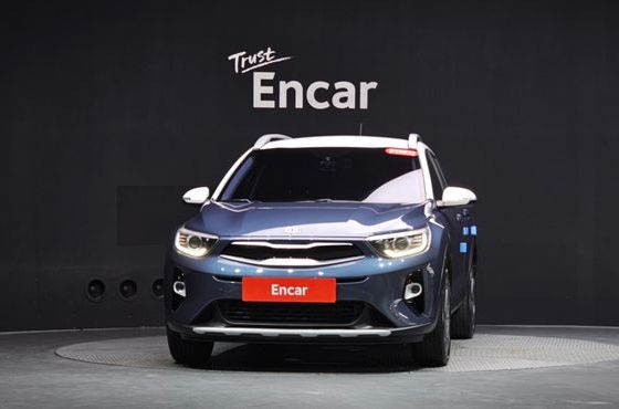 Kia Stonic 1.4 Prestige — пробег 21 924 км — фото 3 из 5
