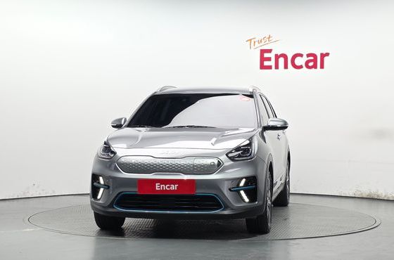 Kia Niro Noblesse — пробег 77 636 км — фото 3 из 5