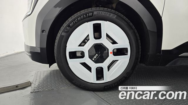 Kia EV9 из Кореи Encar