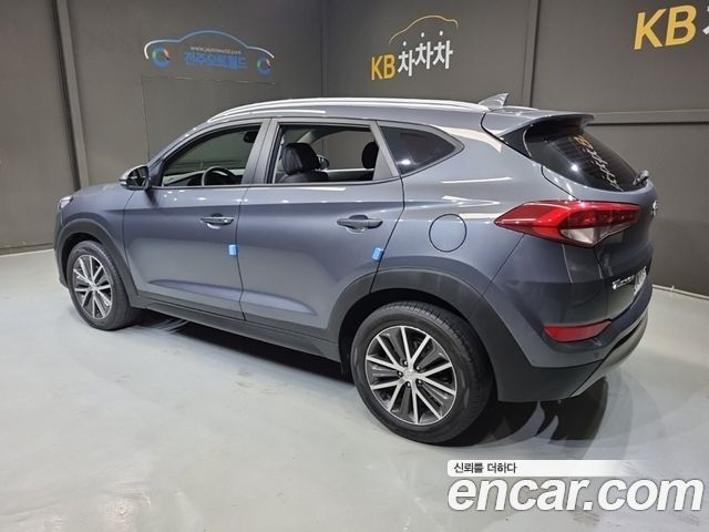 Hyundai Tucson из Кореи Encar