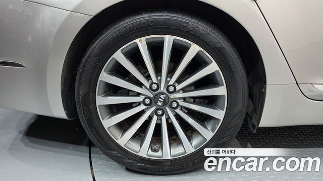 Kia K7 из Кореи Encar