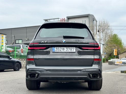 BMW X7 xDrive 40d M Sport 7 STR — пробег 4 300 км — фото 4 из 5