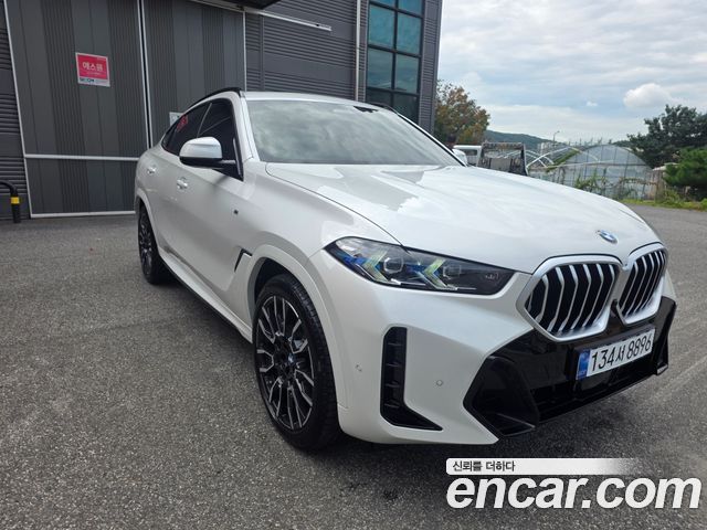 BMW X6 xDrive40i M Sport — пробег 635 км — фото 3 из 5