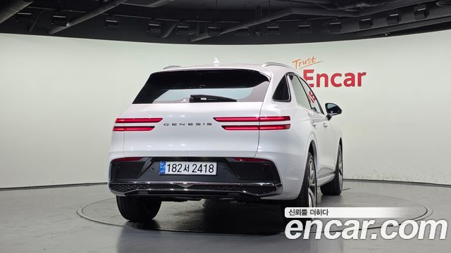 Genesis GV70 из Кореи Encar