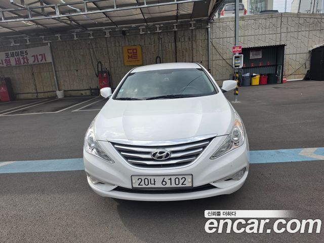 Hyundai Sonata LPI Style — пробег 352 732 км — фото 2 из 5