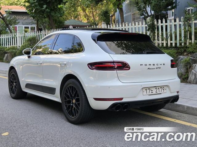 Porsche Macan из Кореи Encar