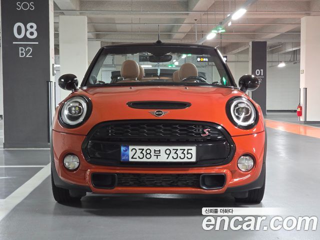 Mini Cooper Convertible Standard 3rd — пробег 59 000 км — фото 2 из 5