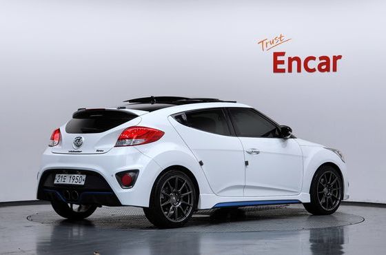 Hyundai Veloster T-GDi Extreme — пробег 182 458 км — фото 2 из 5