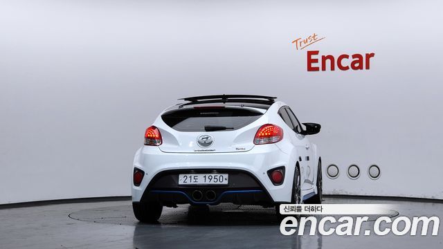Hyundai Veloster T-GDi Extreme — пробег 182 458 км — фото 4 из 5