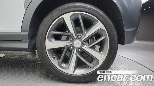 Hyundai Kona из Кореи Encar