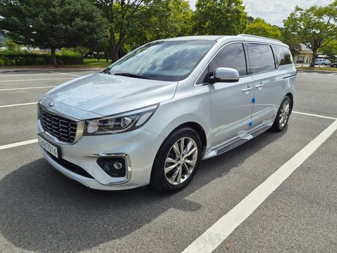 Kia Carnival 9-Seater Prstige — пробег 142 756 км — фото 5 из 5