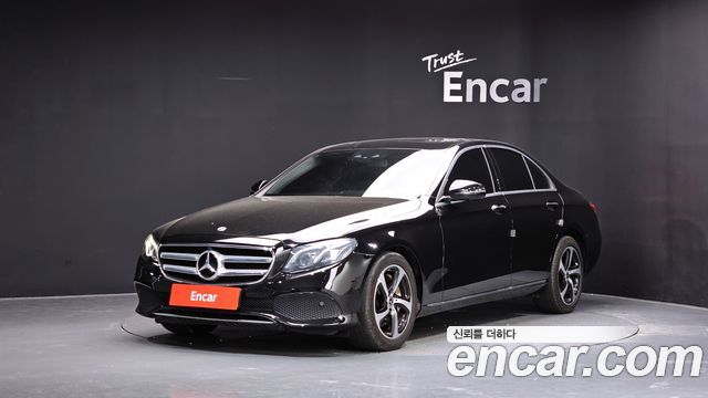 Mercedes-Benz E-Class E300 4MATIC Avnatgarde — пробег 102 845 км — фото 1 из 5
