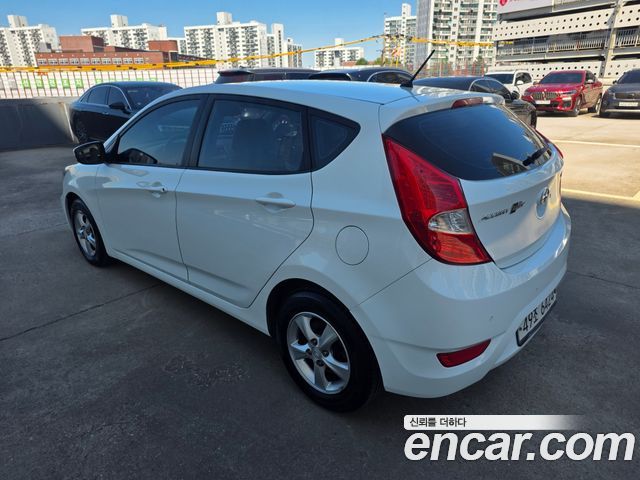 Hyundai Accent Diesel WIT 1.6 VGT Premier — пробег 129 200 км — фото 5 из 5