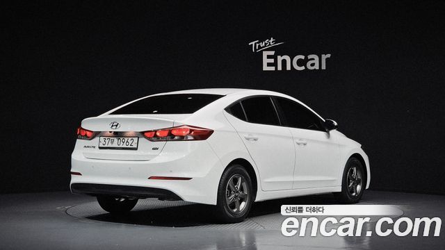 Hyundai AVANTE из Кореи Encar