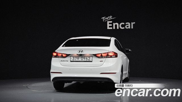 Hyundai AVANTE из Кореи Encar