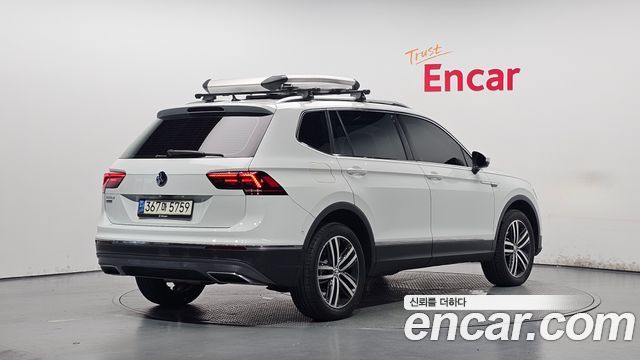 Volkswagen Tiguan из Кореи Encar