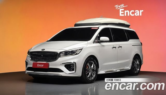 Kia Carnival Gasoline 9-Seater Noblesse Special — пробег 57 227 км — фото 1 из 5