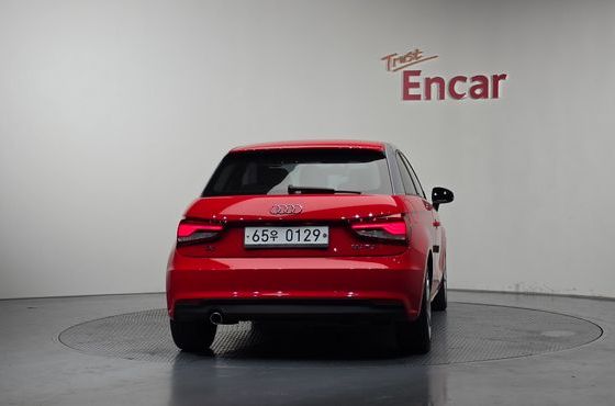 Audi A1 30 TDI Sport — пробег 38 195 км — фото 4 из 5