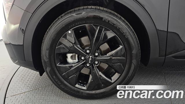 Kia Sportage Gasoline 1.6 Turbo 4WD 30TH Edition — пробег 15 441 км — фото 5 из 5