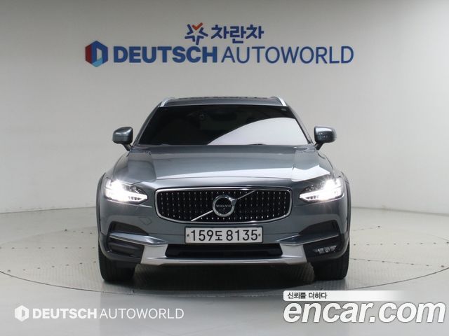 Volvo V90 T5 Pro AWD — пробег 140 403 км — фото 3 из 5