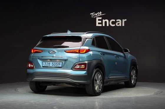 Hyundai Kona Premium — пробег 64 712 км — фото 2 из 5