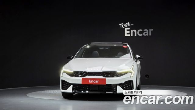 Kia K5 Signature — пробег 3 683 км — фото 3 из 5