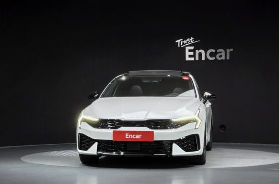 Kia K5 Signature — пробег 3 683 км — фото 3 из 5