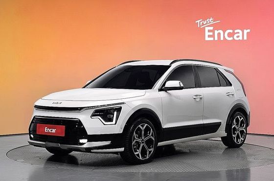 Kia Niro Signature — пробег 48 542 км — фото 1 из 5