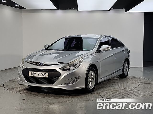 Hyundai Sonata 2.0 Modern — пробег 157 000 км — фото 1 из 5
