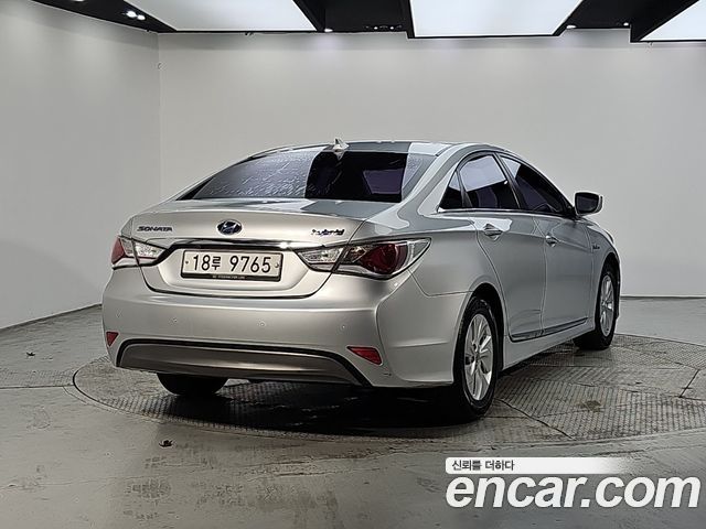 Hyundai Sonata 2.0 Modern — пробег 157 000 км — фото 4 из 5