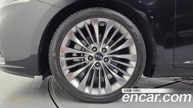 Kia K7 из Кореи Encar