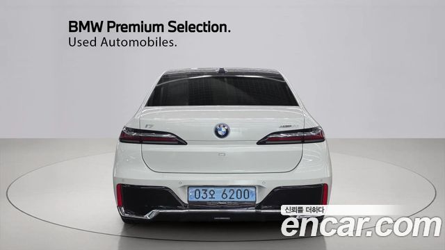 BMW i7 eDrive 50 M Sport — пробег 33 927 км — фото 4 из 5
