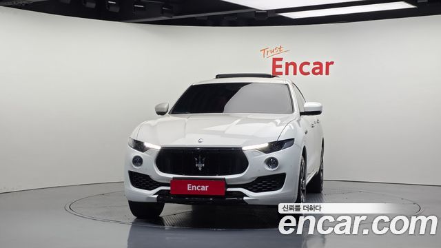 Maserati Levante 3.0 AWD — пробег 142 734 км — фото 3 из 5