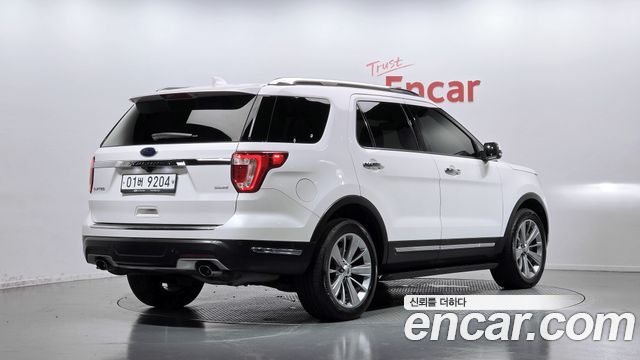 Ford Explorer 2.3 Limited 4WD 5th — пробег 117 435 км — фото 2 из 5