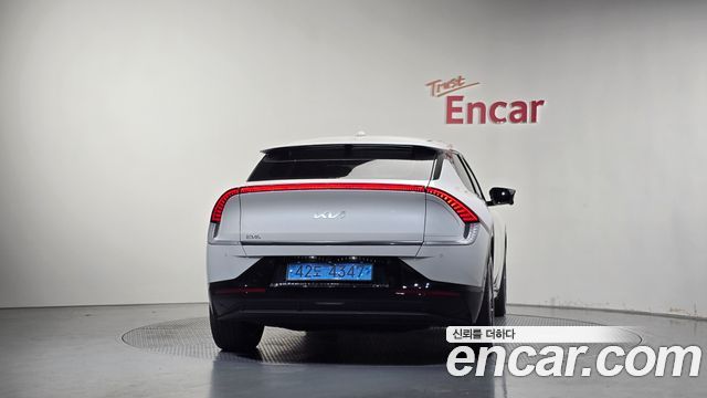 Kia EV6 из Кореи Encar