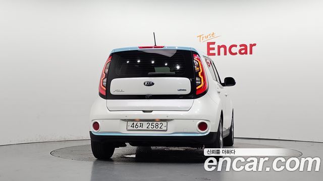 Kia Soul EV — пробег 91 552 км — фото 4 из 5