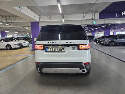 Land Rover Discovery 3.0 SD6 HSE — пробег 26 000 км — фото 5 из 5