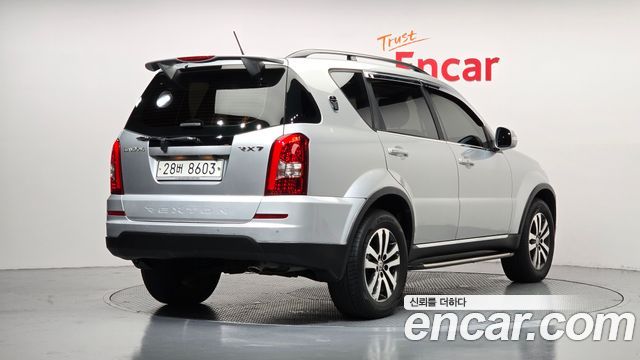 Ssangyong Rexton 2.0 4WD RX7 Prestige — пробег 110 870 км — фото 2 из 5