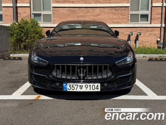 Maserati Ghibli 2.0 GT 3rd — пробег 61 570 км — фото 1 из 5