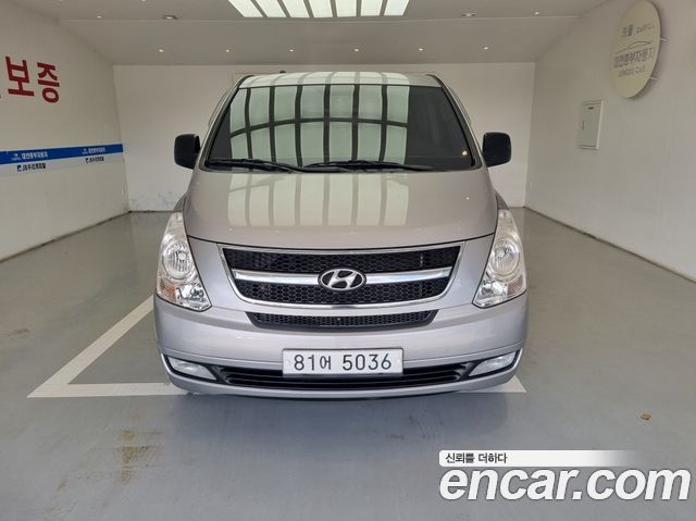 Hyundai Starex 5-Seater VAN CVX Luxury — пробег 81 437 км — фото 1 из 5
