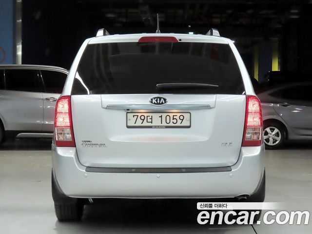 Kia Carnival Grand Carnival GLX Deluxe — пробег 132 759 км — фото 4 из 5