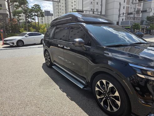 Kia Carnival Gasoline 7-Seater Hi-Limousine Signature — пробег 95 000 км — фото 4 из 5