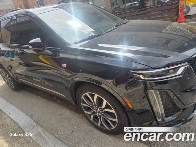 Cadillac XT6 3.6 Sport — пробег 73 000 км — фото 2 из 5