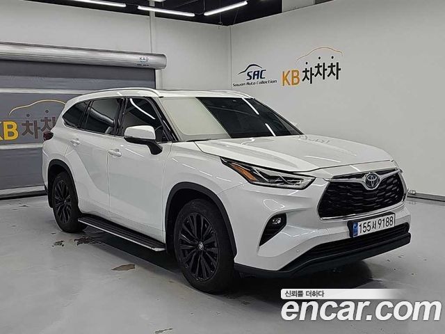 Toyota Highlander 2.5 4WD Limited — пробег 24 542 км — фото 2 из 5